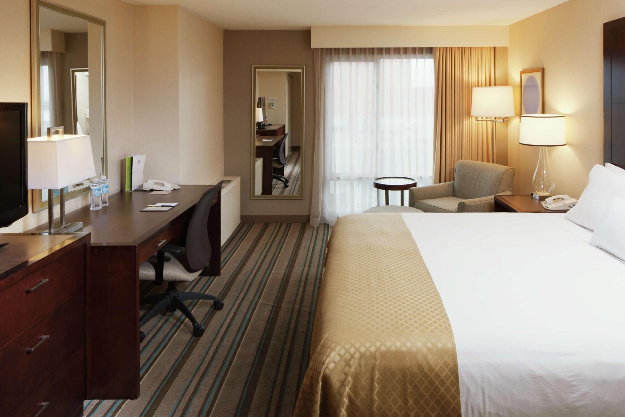Doubletree By Hilton Hotel And Conference Center Chicago North Shore Скокі Екстер'єр фото