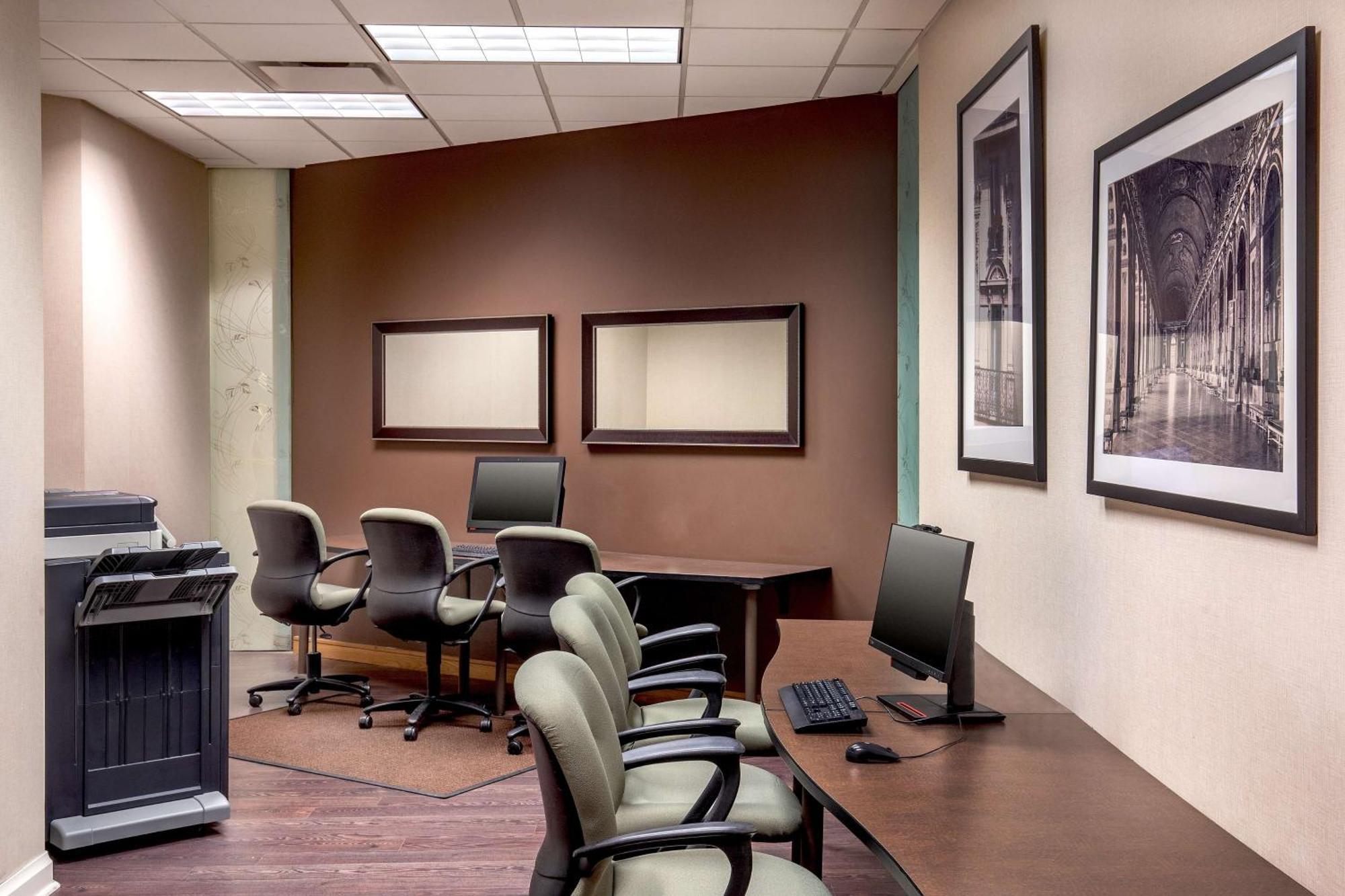 Doubletree By Hilton Hotel And Conference Center Chicago North Shore Скокі Екстер'єр фото